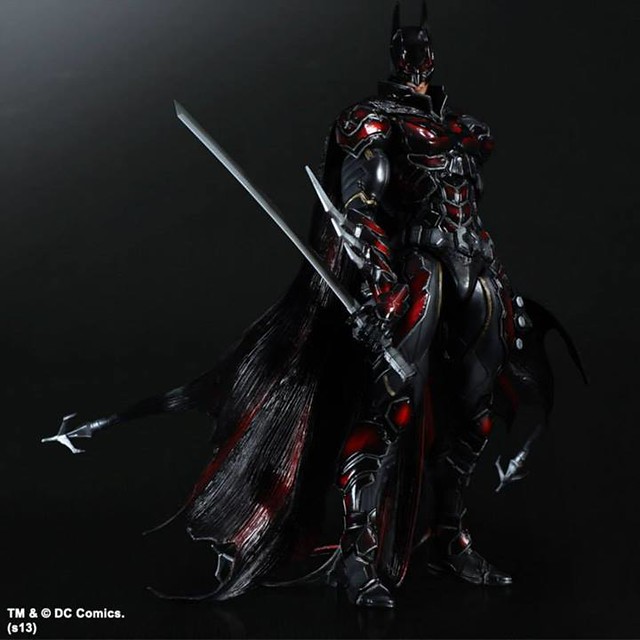 Play arts 改 變體版「蝙蝠俠」、「閃電俠」與「蝙蝠女」三款新作即將公開！