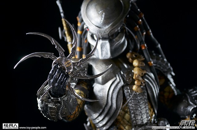 Hot Toys MMS 190 異形戰場：刀疤終極戰士 開箱報告