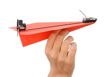 史上最威～ 可遙控的紙飛機「PowerUp 3.0」