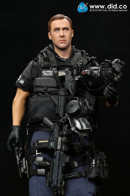 DID - 1/6 LAPD S.W.A.T ASSAULTER 突擊班代號“Driver” | 玩具人Toy 