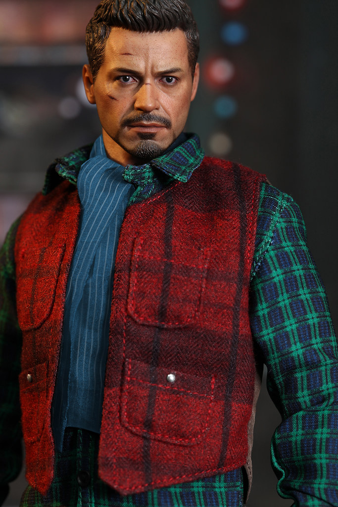 HOT TOYS - MMS232 鋼鐵人3 限量版- 東尼‧史塔克 玫瑰山逃亡裝