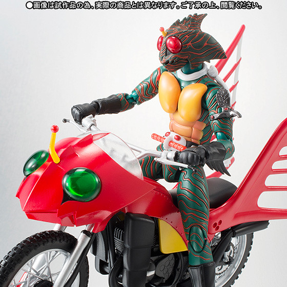 S.H.Figuarts - 假面騎士亞馬遜 & 密林者(Jungler)機車