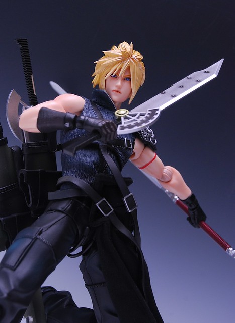  【玩具人杜少投稿】PLAY ARTS改Final Fantasy VII 克勞德開箱