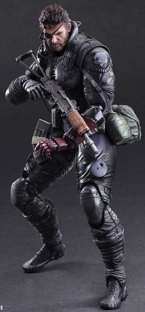 提前公開！PlayArts 改 – 《潛龍諜影 V：幻痛》毒蛇 匿蹤服Ver.