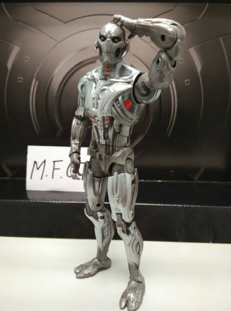 玩具人m F C T投稿 Marvel Legends 8吋蟻人套組合人baf 奧創實拍評測 玩具人toy People News