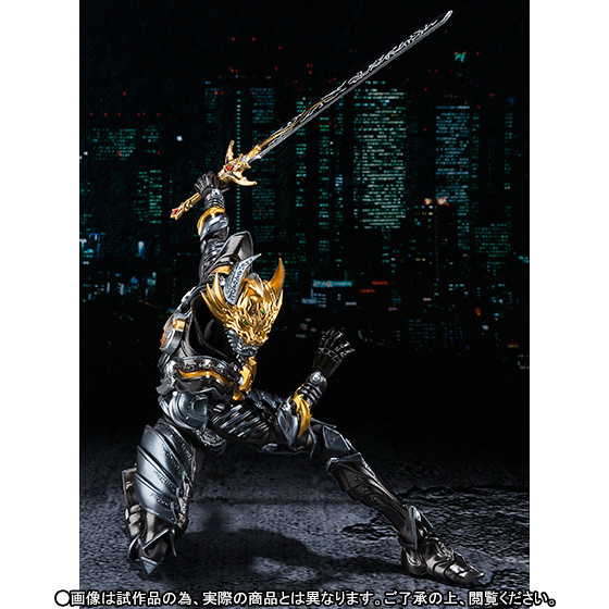 S.H.Figuarts 《牙狼GARO ～闇を照らす者～》黄金騎士牙狼(流牙Ver.)