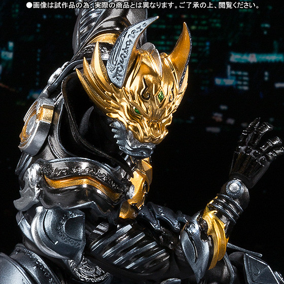 S.H.Figuarts 《牙狼GARO ～闇を照らす者～》黄金騎士牙狼(流牙Ver