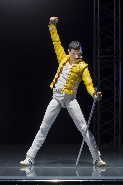 S.H.Figuarts 「QUEEN 搖滾樂團」主唱 弗萊迪·墨裘瑞