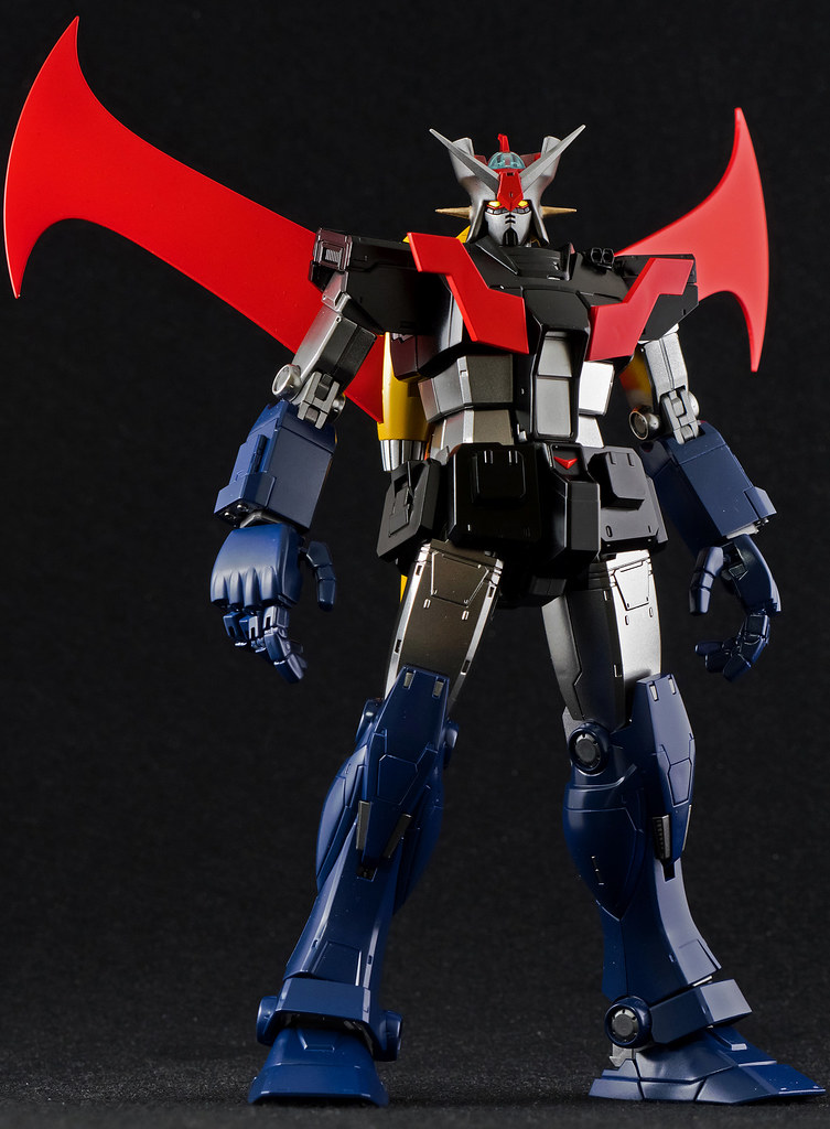 真實系 + 超級系！魔改造「RX-78」+「無敵鐵金剛」=「魔鋼彈」！