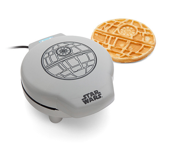 ThinkGeek【星際大戰：死星製造機】鬆餅機 Death Star Waffle Maker