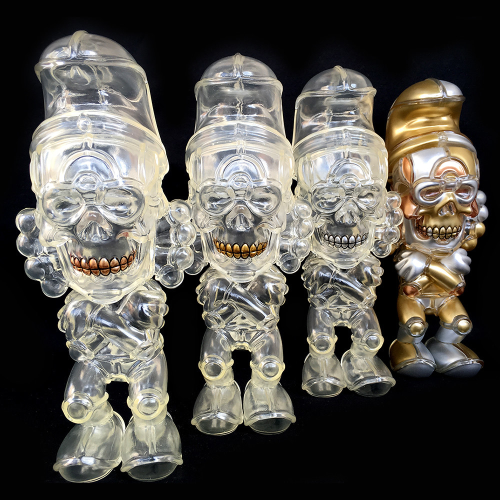 David Flores × HellFire Cayon Club × BlackBook Toy【死亡藍色小精靈】Deathead S murk 日本軟膠