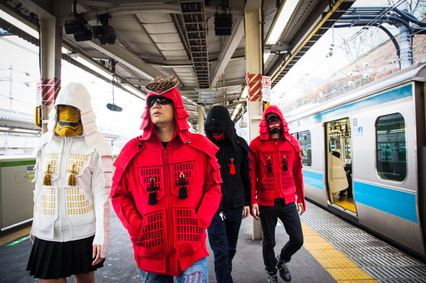夢幻的武士甲冑連帽外套 SAMURAI ARMOR HOODIES 再度登場～