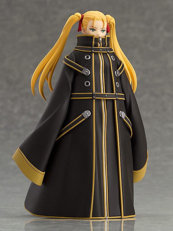  藏在大衣下的究竟是...  figma 《蒼藍鋼鐵戰艦》榛名  SHAKIN'(｀・ω・´) !
