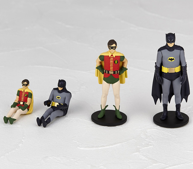 Amazon.co.jp: figure complex ムービー・リボ Batmobile1966