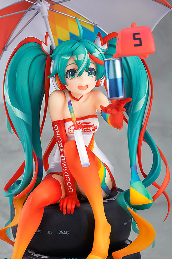 代表勝利與不死鳥的「火焰」！ GSC 賽車初音 RACING MIKU  2016Ver.  レーシングミク