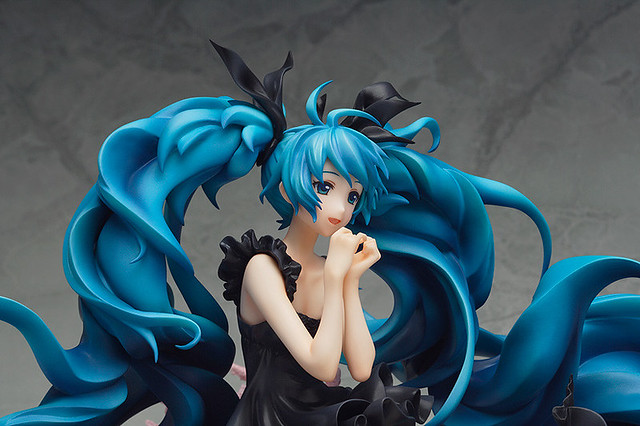 看吧 妳也隱藏著絢麗的色彩gsc Vocaloid 初音未來初音ミク深海少女ver 1 8 Figure 再販 玩具人toy People News