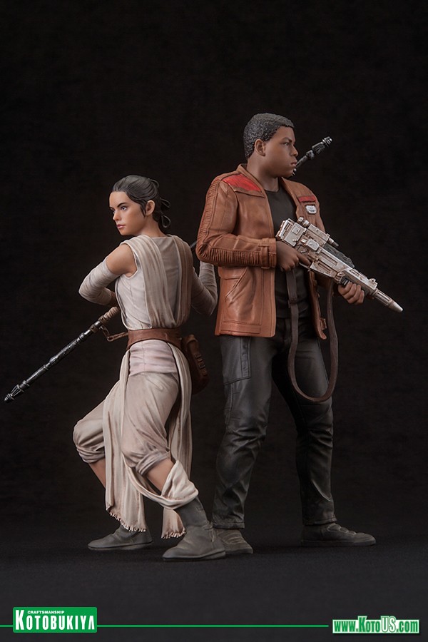 一把光劍兩人用剛剛好！！壽屋 ARTFX+ 系列【芮 & 芬恩】Rey and Finn 1/10 比例雕像作品