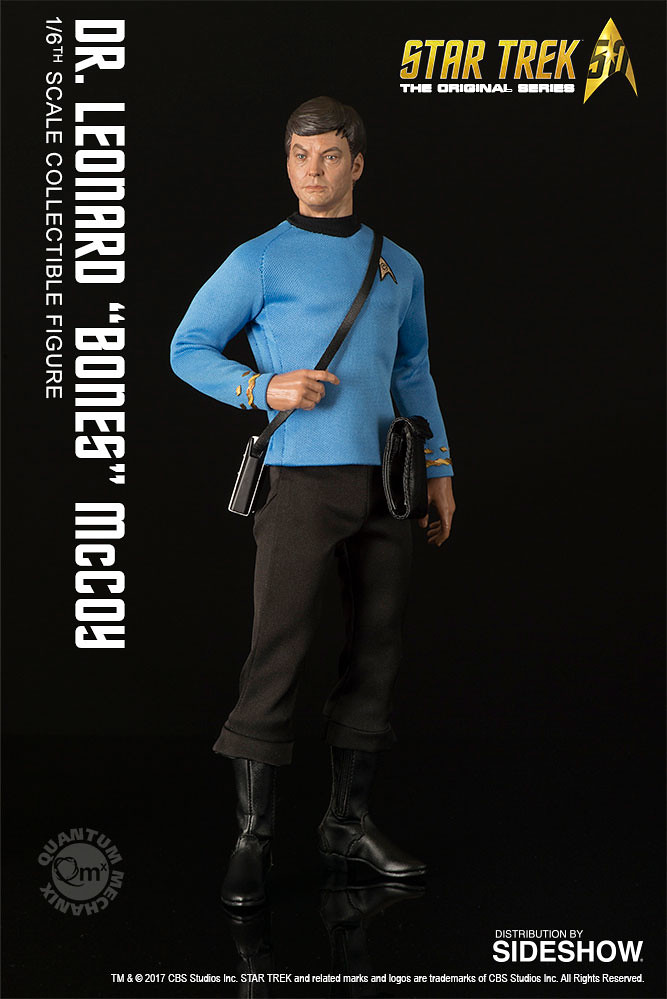 Quantum Mechanix 星際爭霸戰【老骨頭：李奧納德．麥考伊醫官】Dr. Leonard “Bones” McCoy 1/6 比例人偶作品