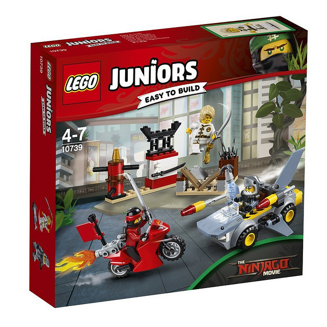 樂高旋風忍者電影也在Juniors 系列推出盒組！！LEGO 10739 【鯊魚進攻】Shark Attack