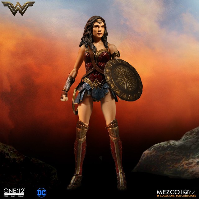 MEZCO – ONE:12 COLLECTIVE 系列【神力女超人】Wonder Woman 1/12 比例人偶作品