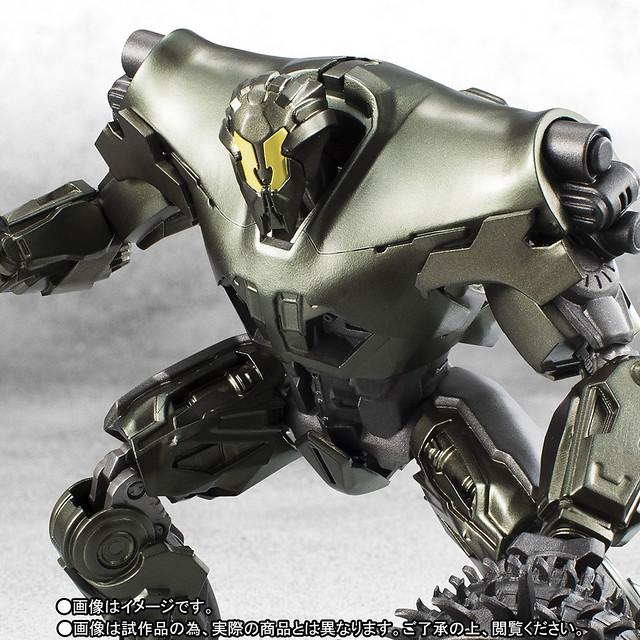 是雜魚還是勇猛的助拳人？ROBOT魂《環太平洋2》BRACER POENIX、TITAN REDEEMER 兩架新機甲獵人釋出！