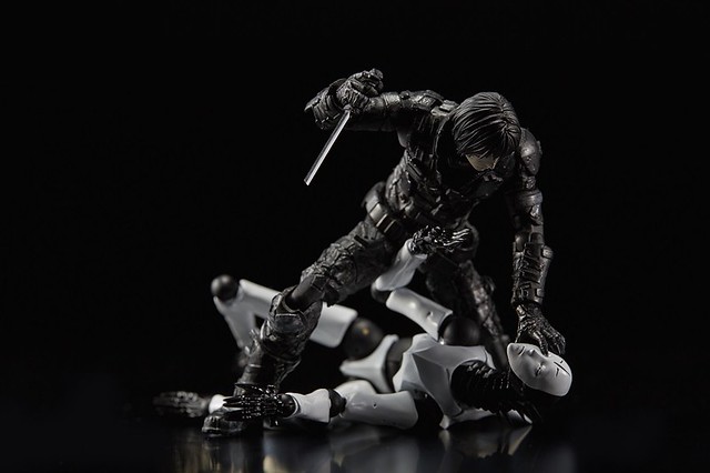 我是－「人類」。1000toys 東亞重工《BLAME!》霧亥 1/12 可動人偶