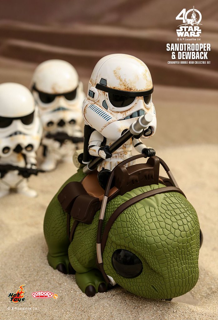 趕快去巡邏，不要在那邊賣萌喔～Hot Toys - COSB387 星際大戰四部曲：曙光乍現【帝國沙漠兵＆濕背獸】Star Wars Sandtrooper & Dewback Cosbaby Collectible Set