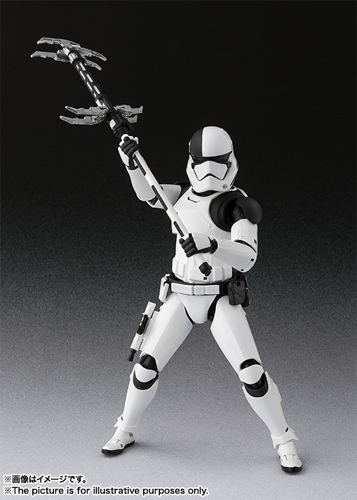 這個新武器也太帥了吧！！S.H.Figuarts 星際大戰八部曲：最後的絕地武士【處刑者風暴兵（暫譯）】Executioner Trooper ファースト・オーダー・エクセキューショナー（THE LAST JEDI）