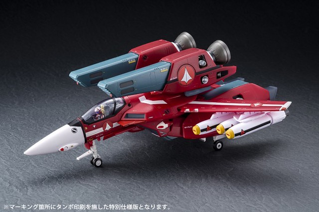 ARCADIA《超時空要塞》VF-1J 武神機完全變型「網站直販限定版」！1/60