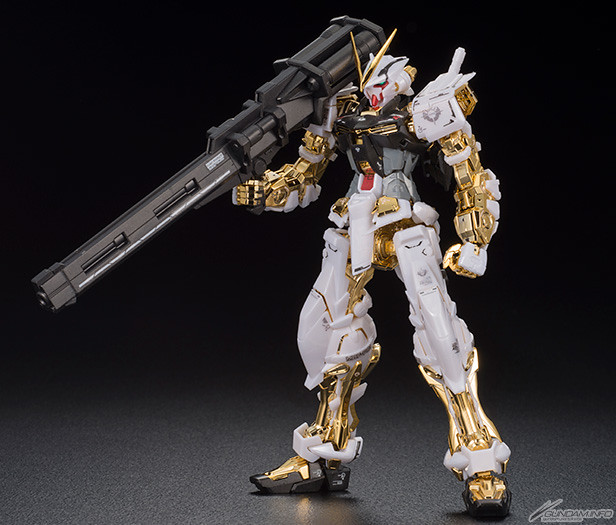 MG 1/100《機動戰士GUNDAM SEED ASTRAY》異端鋼彈金色機［特殊電鍍版〕 ガンダムアストレイ ゴールドフレーム［スペシャルコーティング］