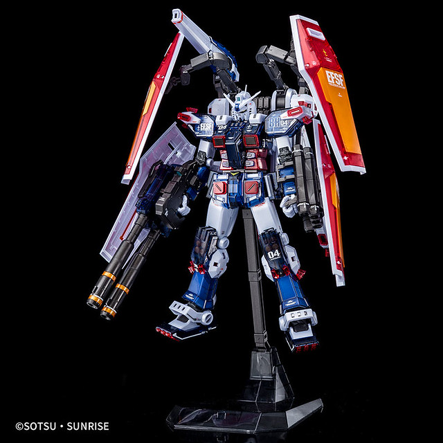 MG 《機動戰士鋼彈 雷霆宙域戰線》全武裝鋼彈 Ver.Ka「裝甲半透明限定版本」！MG 1/100 フルアーマーガンダム　Ver.Ka[ハーフメカニカルクリア]