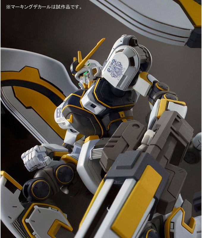 HG 1/144《機動戰士鋼彈 雷霆宙域戰線》RX-78AL 擎天神鋼彈 アトラスガンダム（GUNDAM THUNDERBOLT BANDIT FLOWER Ver.）【PB限定】