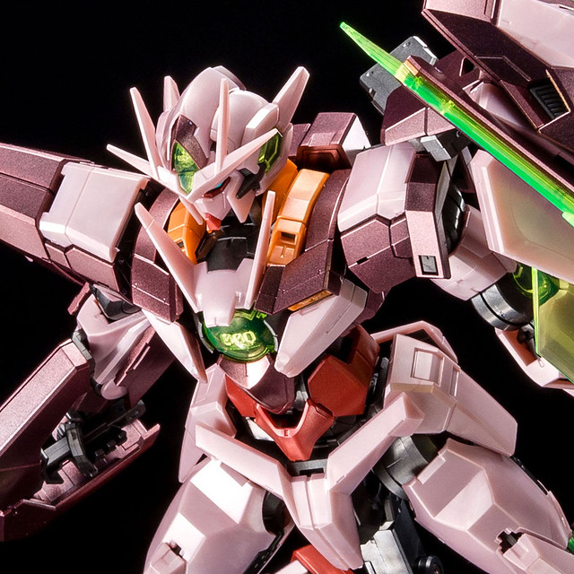 MG 1/100《機動戰士鋼彈00》GNT-0000 量子型00（00 QanT）Trans-AM模式[特殊鍍膜版]【PB限定】