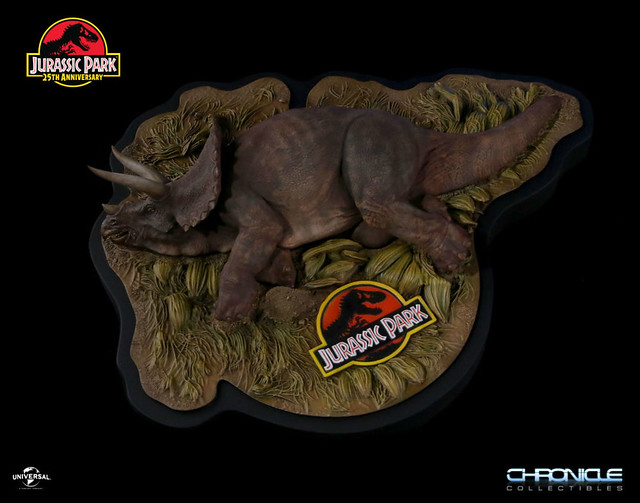 史上最Sick 的恐龍收藏？！Chronicle Collectibles《侏羅紀公園》生病的三角龍 Jurassic Park Sick Triceratops 全身場景雕像作品