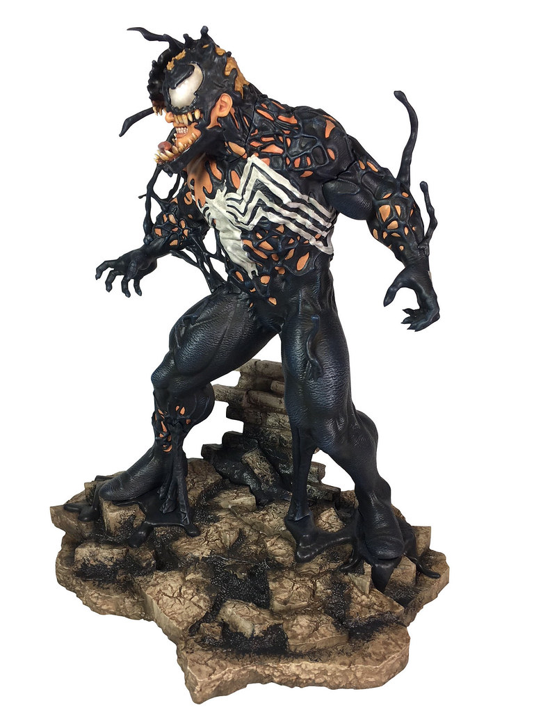 顫慄的變身過程立體化！！ Diamond Select Toys Marvel Comics【猛毒】Venom 全身雕像作品