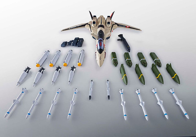 DX超合金《超時空要塞PLUS》YF-19 王者之劍全武裝套組（エクスカリバー