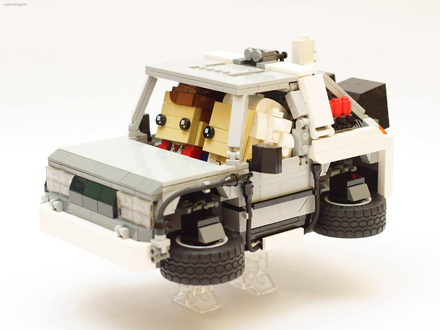 專屬Q版大頭人搭乘的超可愛時光車！！jp_velociraptor 樂高MOC 作品【時光車 The DeLorean】DeLorean Time Machine