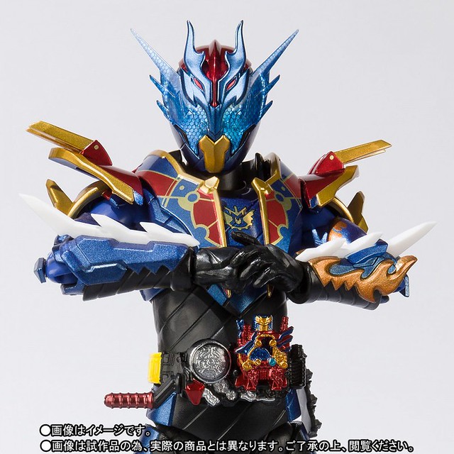 「覺醒！」S.H.Figuarts 《假面騎士Build》假面騎士Cross-Z 極致形態！仮面ライダーグレートクローズ