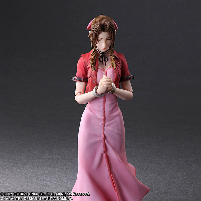 PLAY ARTS改《核心危機 -Final Fantasy VII-》艾莉絲（エアリス）