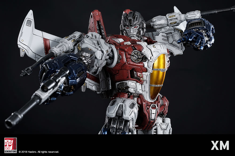 這麼霸氣的天王星，密卡登哪敢欺負他！！ XM Studios Premium Collectibles 系列 變形金剛【天王星】Starscream 1/10 比例全身雕像作品