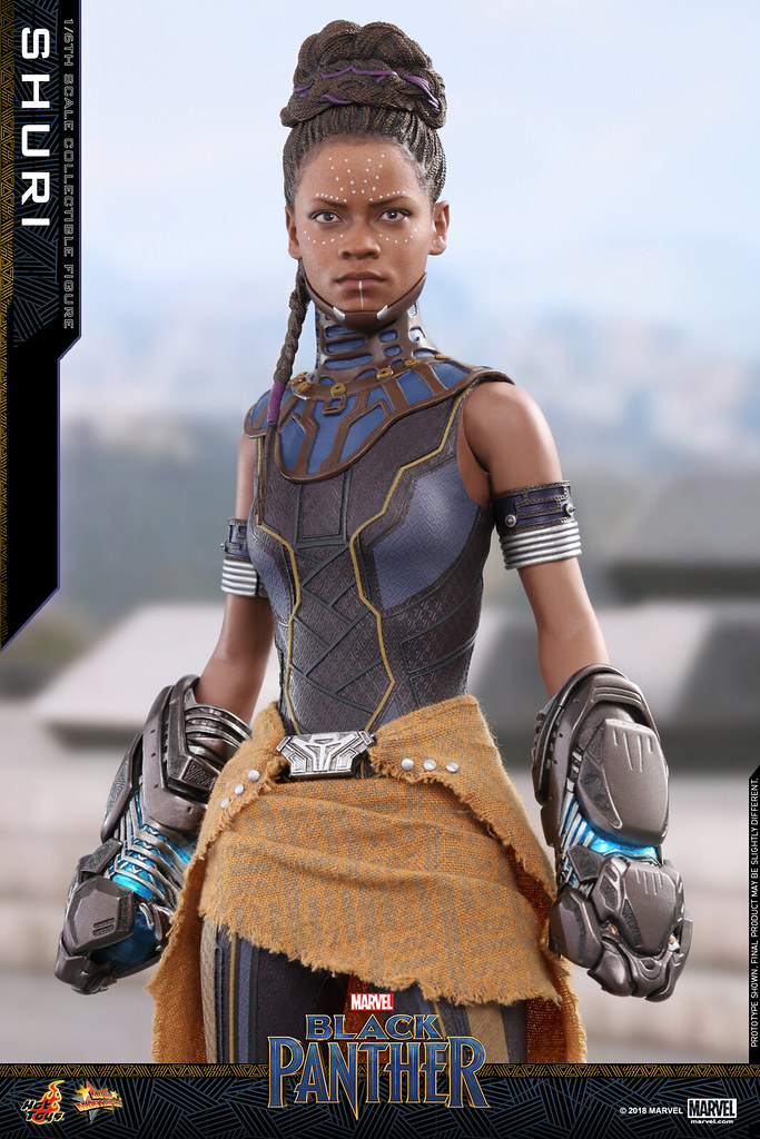 豹頭形狀的汎合金手套發光有夠帥！！ Hot Toys – MMS501 –《黑豹》舒莉 Shuri 1/6比例人偶作品