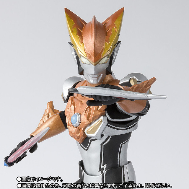 琥珀之大地！S.H.Figuarts 《超人力霸R／B》超人力霸Rosso 土型態！ウルトラマンロッソ グランド