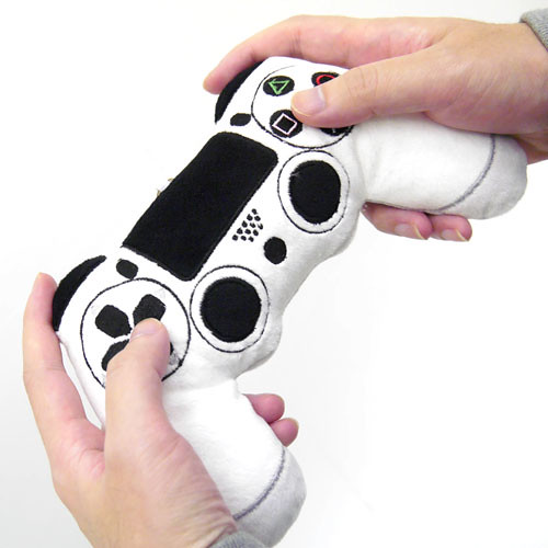 經典四色標誌以及可愛的 DS4 手把新商品！COSPA 初代「PlayStation」LOGO 最新週邊公佈！【TGS2018先行販售】