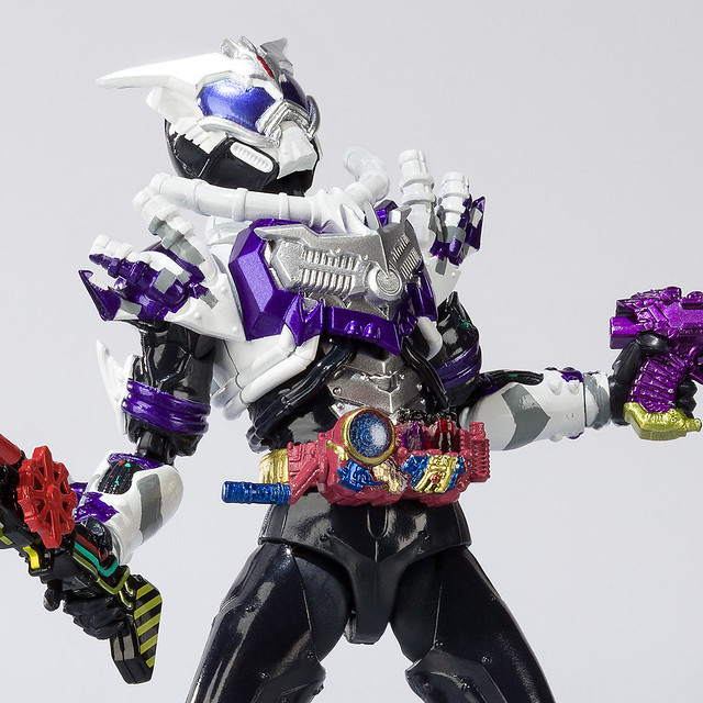 S.H.Figuarts《假面騎士Build》 假面騎士MadRogue！仮面ライダーマッドローグ
