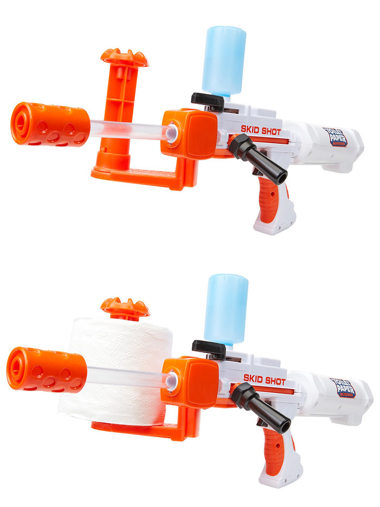 千萬不要把廁所的最後一筒衛生紙拿來玩啊XD～Jakks Pacific【廁所紙玩具槍】Toilet Paper Blaster Skid Shot