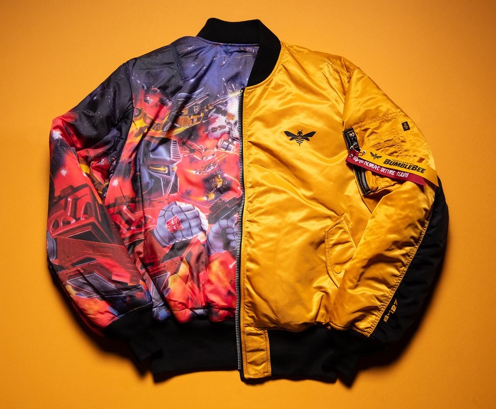 有著大黃蜂的經典元素與博派、狂派的熱血大戰！！ Hasbro × Alpha Industries《變形金剛》主題 MA-1 飛行外套 Transformers MA-1 Flight Jacket