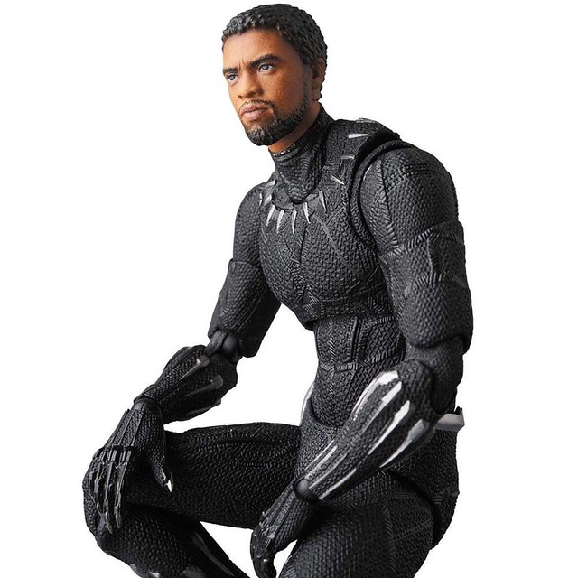 附屬帝查拉的露臉頭雕！！ MAFEX《復仇者聯盟3：無限之戰》黑豹 Black Panther