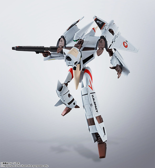 HI-METAL R 《超時空要塞 Flash Back 2012》「VF-4 閃電III」起飛！ライトニングIII