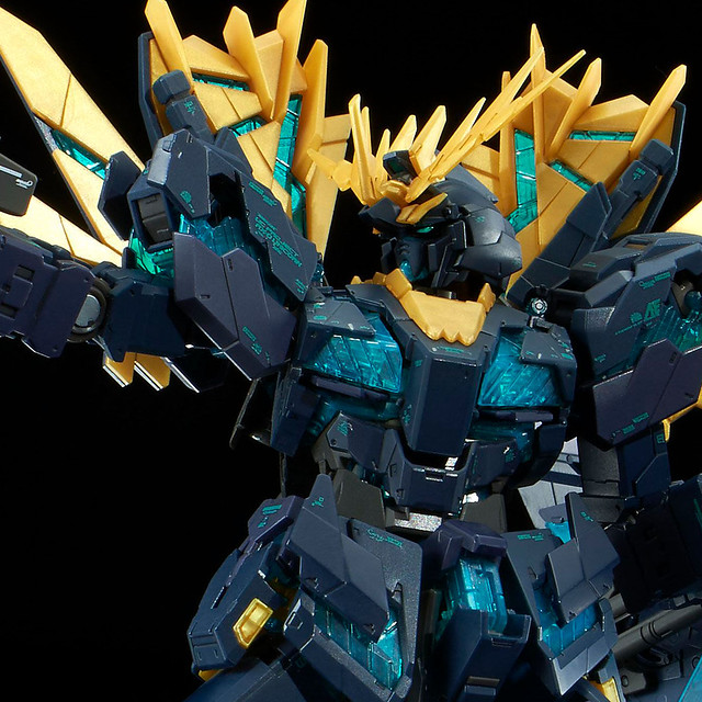 RG 1/144《機動戰士鋼彈UC》獨角獸鋼彈二號機 報喪女妖命運女神型（最終決戰規格）ユニコーンガンダム２号機 バンシィ・ノルン （最終決戦仕様）【PB限定】