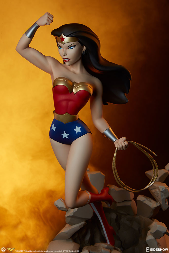 衝破一切障礙的強悍女神！ Sideshow Collectibles DC The Animated Series【神力女超人】Wonder Woman 全身雕像作品